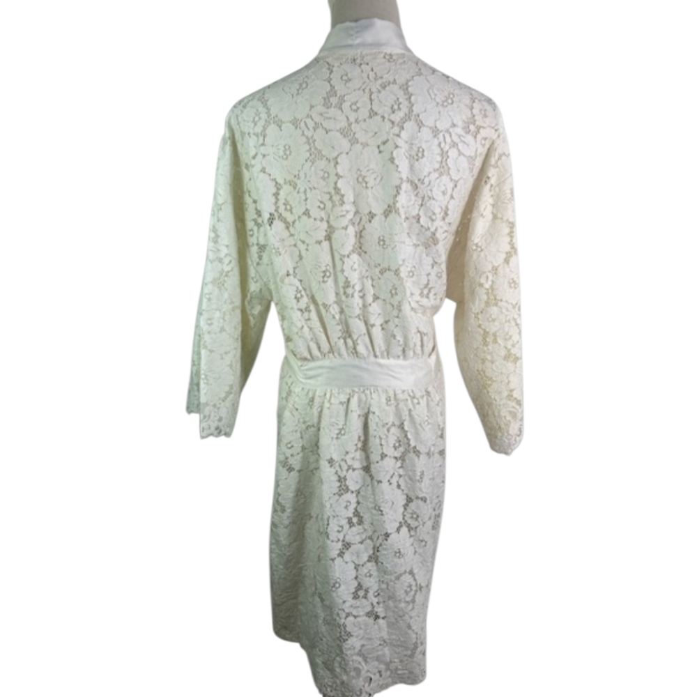 Soma Robe All Over Lace Size L/XL Ivory Satin Details Attached Belt - Picture 7 of 16